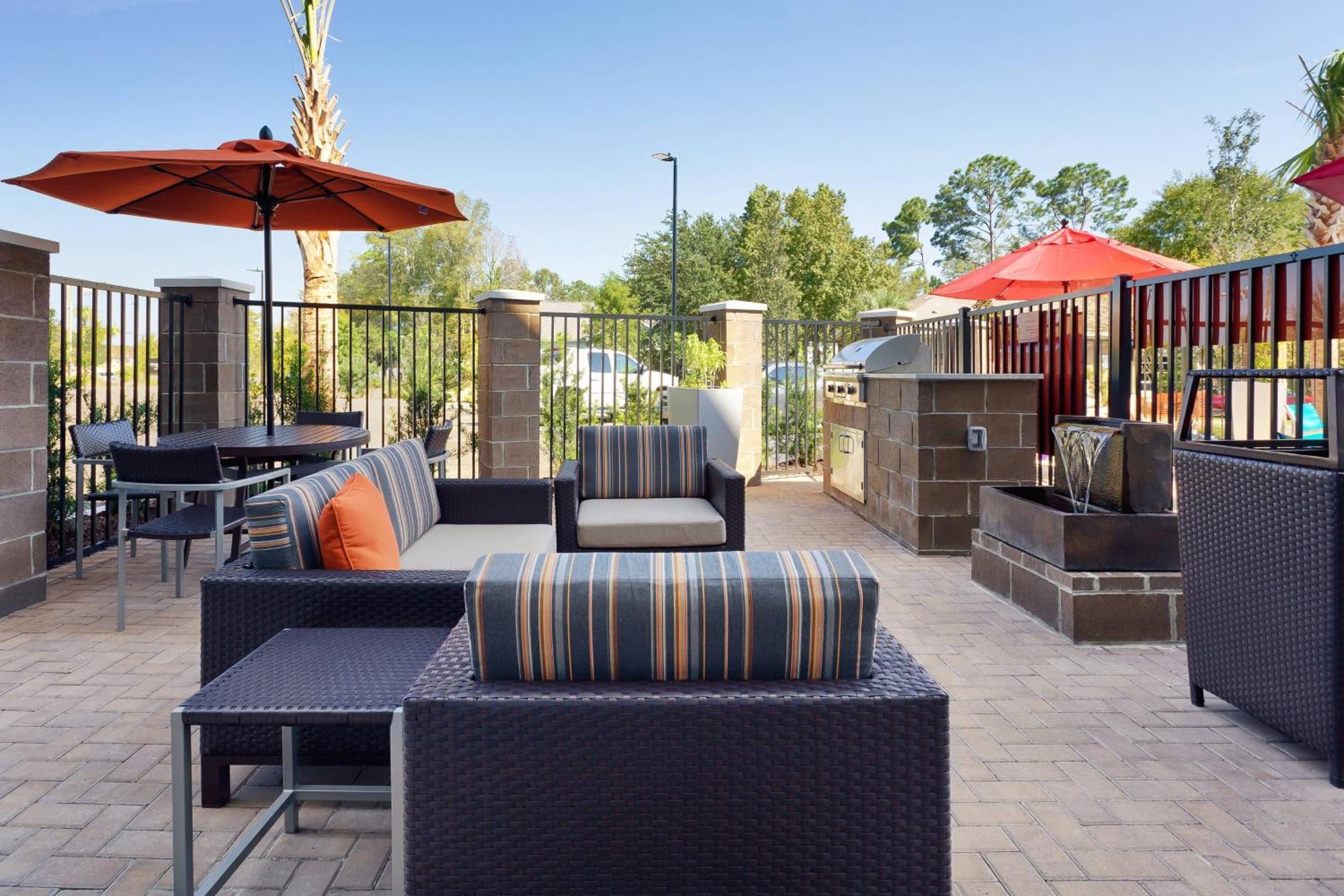 Towneplace Suites By Marriott Charleston Mt. Pleasant Маунт Плезант Екстериор снимка