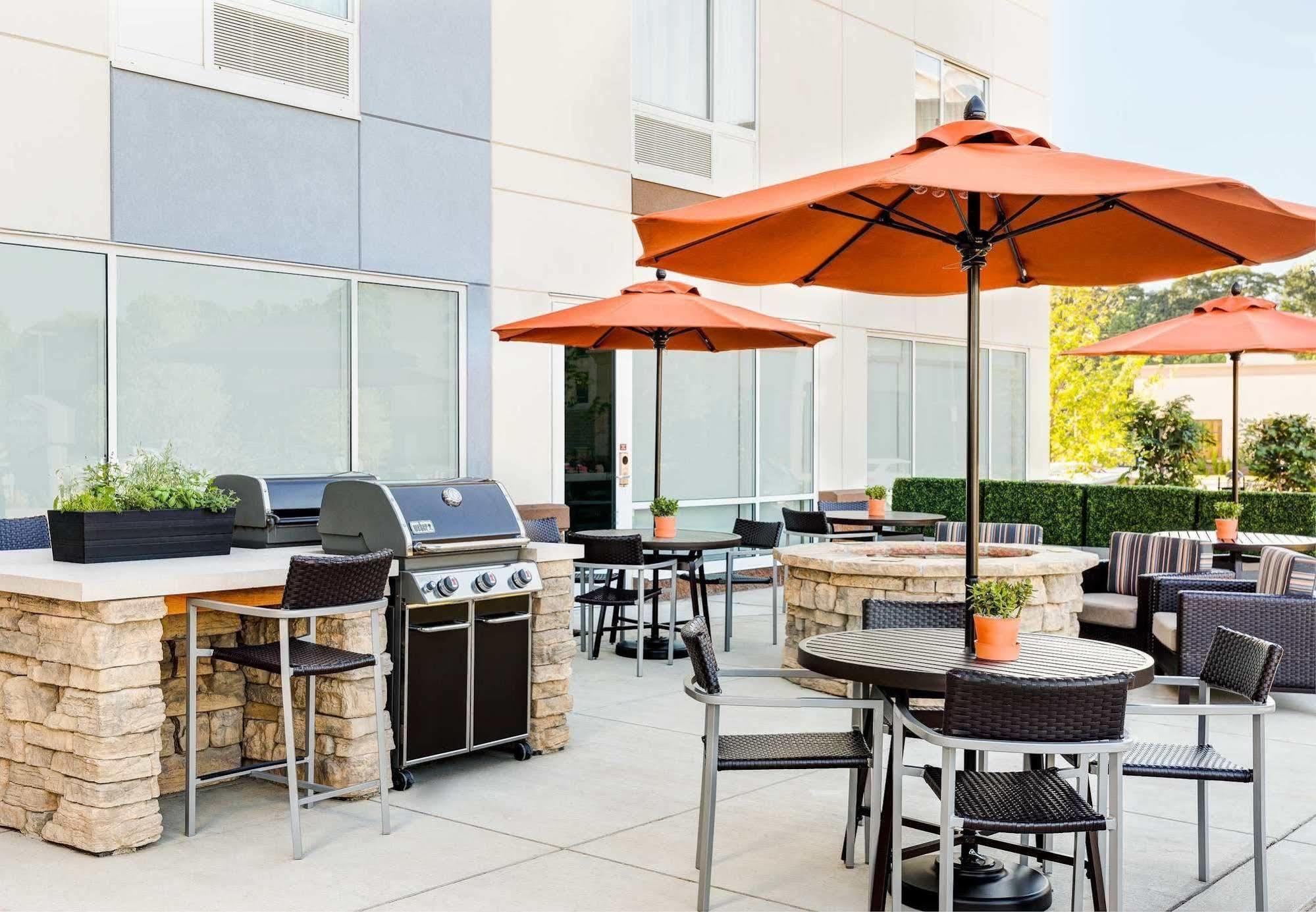 Towneplace Suites By Marriott Charleston Mt. Pleasant Маунт Плезант Екстериор снимка